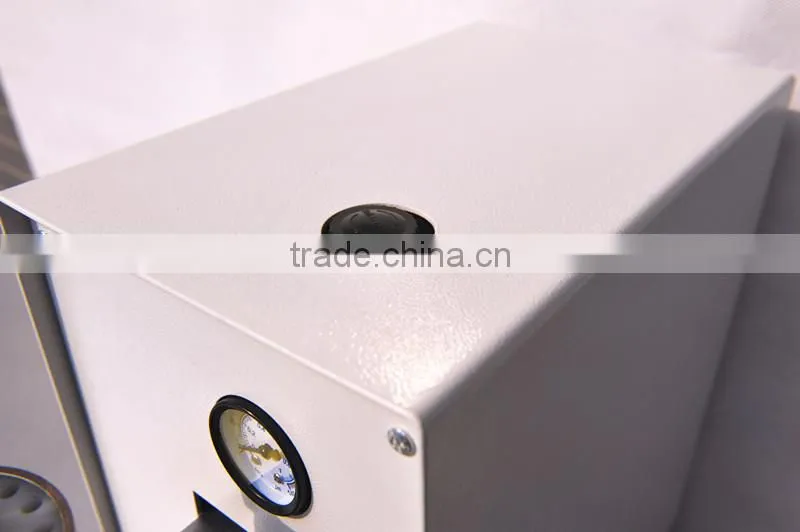 Ultrasonic stripper machine for mineral insulated cables