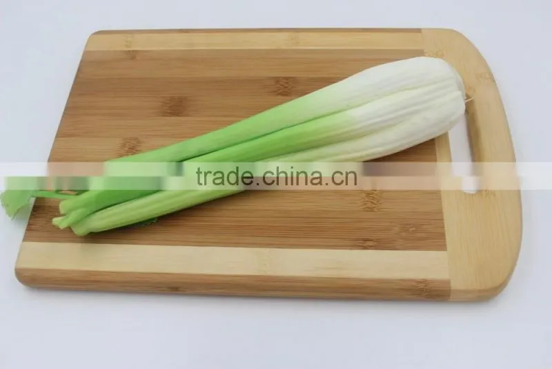 Competitive price durable natural bamboo cutting board with special design