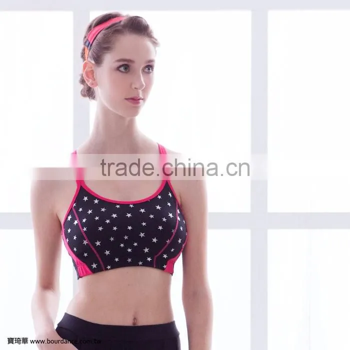 Trendy layer fitness training top wear
