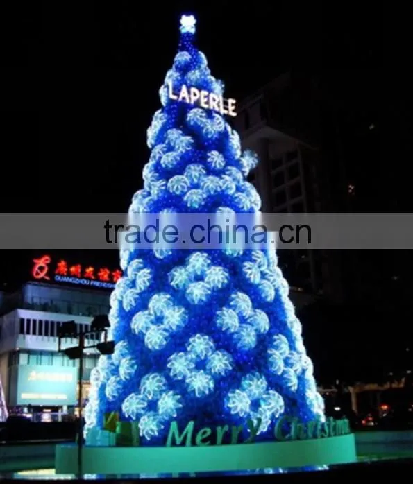 2015 artificial large christmas tree lighted