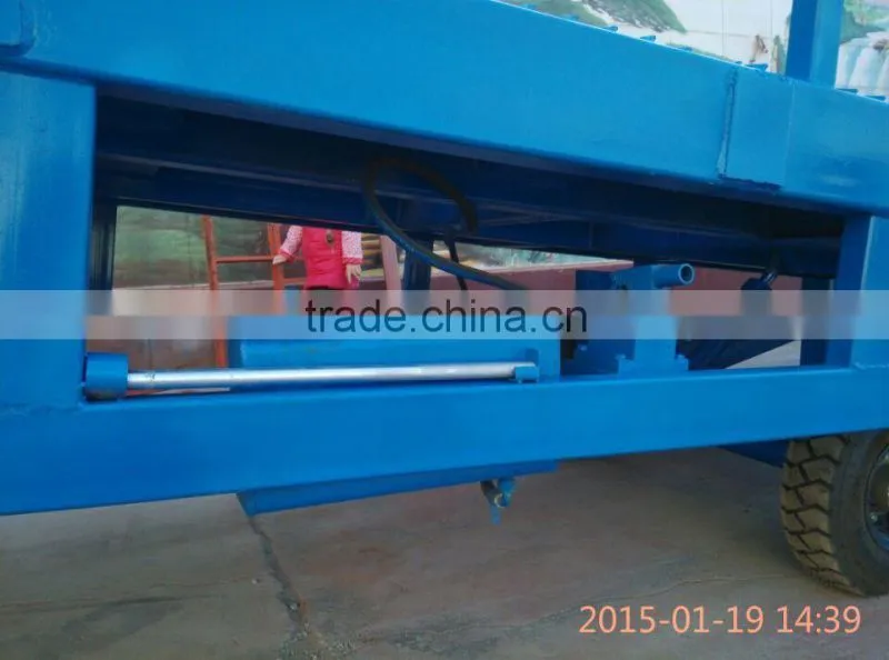 warehouse mobile container loading and unloading dock ramp