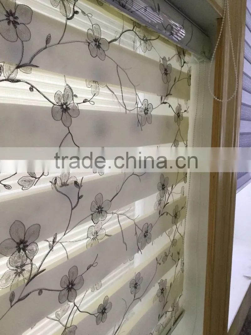 Embroided Fabric of Zebra blinds