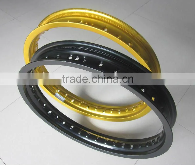 Suzuki Enduro spoke wheel