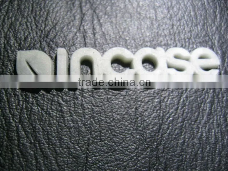 3D brand name label