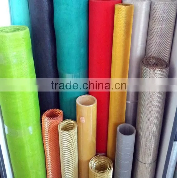 Galvanized enamelled window screen in roll