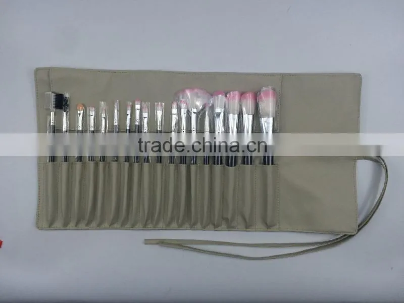 18pcs custom logo pink&white nylon hair shiny black wooden handle in khaki pu bag cosmetic brush set