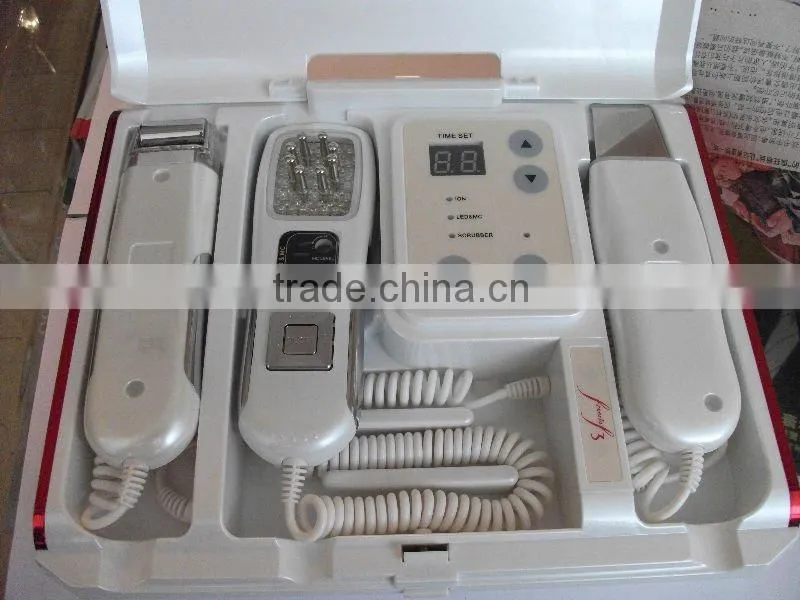 3 in1 multifunction skin scrubber