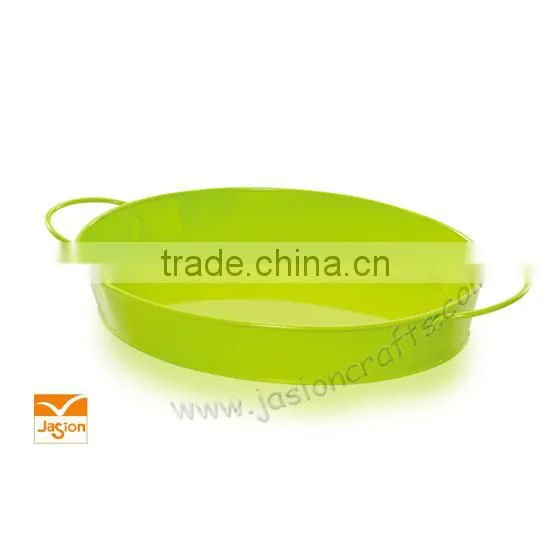 Ideal For Outdoor Entertaining, BBQs, Picnics Tray with white color