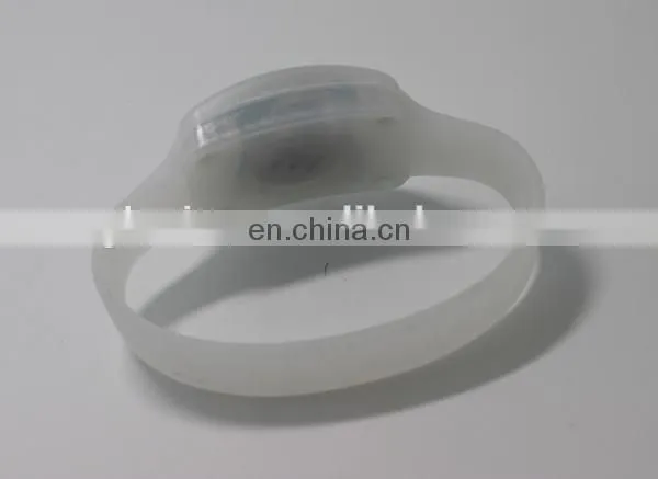 Best quality custom led bracelet cool bracelets for teen led flashing bracelet