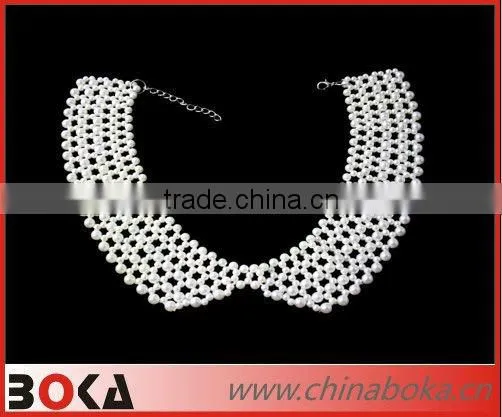 Fashion v-shape garment collar with chains