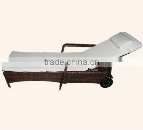 Manual Garden Furniture Set PE Rattan Steel Frame KD Design