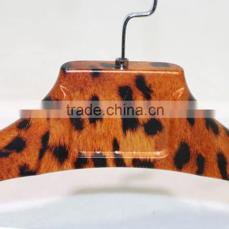 Hot sale fancy plastic clothes hanger for garment display