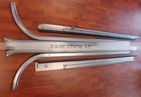 Automatic garage door hardware-hinge