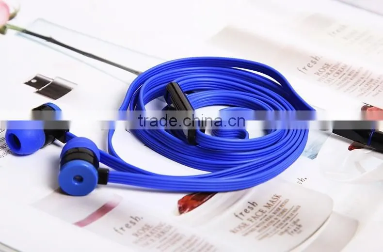 High quality sports style mobile phone custom made earphones flat cable headphones