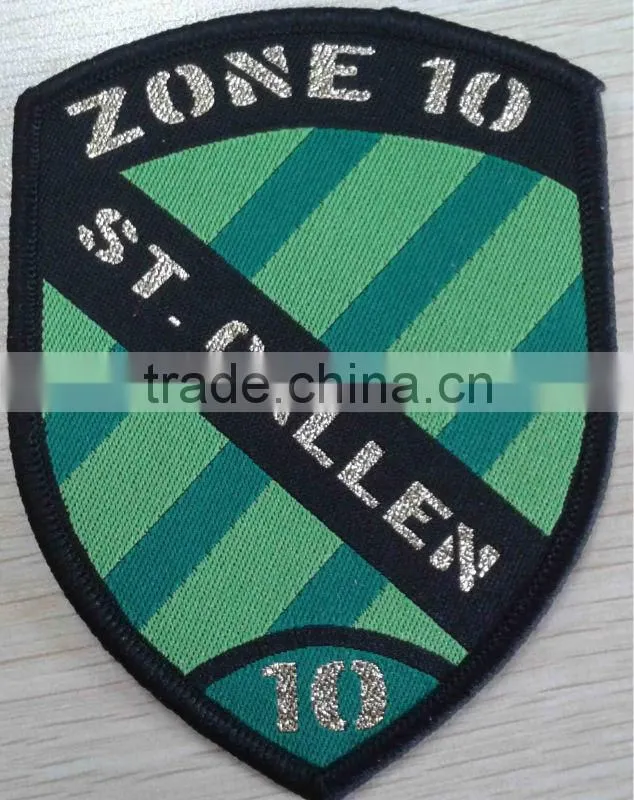 custom design garment weaving label chevron patch