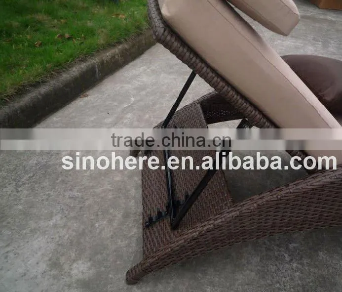 Modern outdoor furniture antique Rattan Chaise Lounge