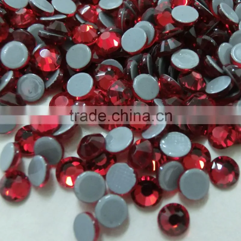 China factory wholesale decorative shiny leed free and multi size loose Decorative Ornament crystal dmc hotfix rhinestone