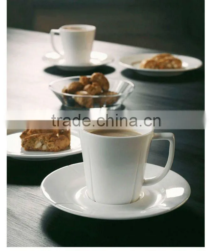 good quality design romantic white ceramic coffee cup with saucer