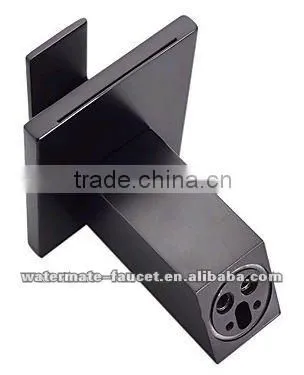single handle bathroom vessel deck faucet in oil rubbed bronze