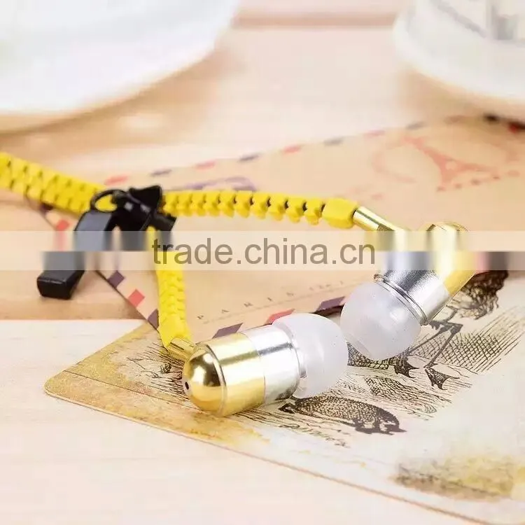 3.5 jack hotseling zipper earphone for mobile