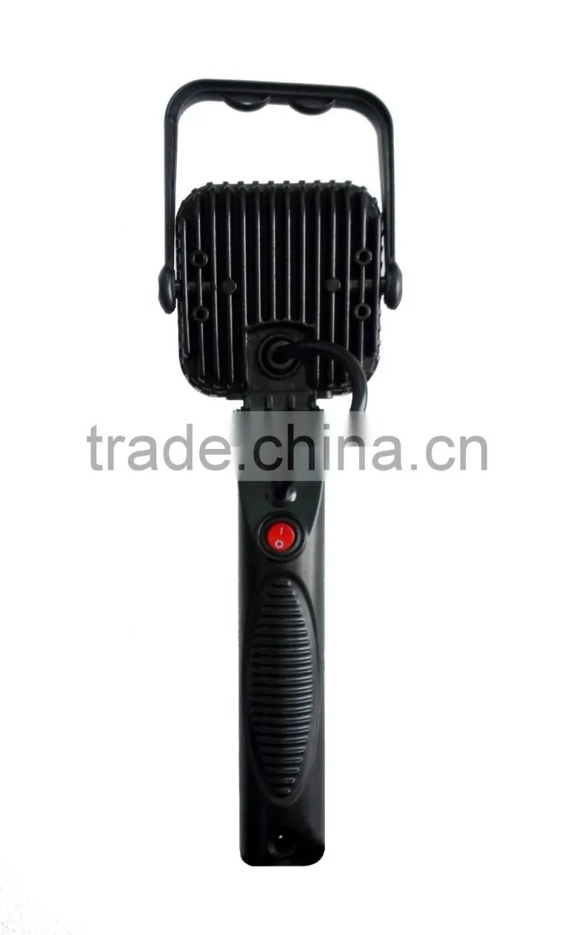 Factory direct offer high quality auto LED light IP68 Waterproof 15W Rechargeable Portable LED work light