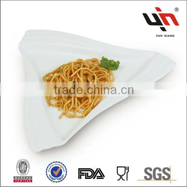 New Design Ceramic Triangle Dish