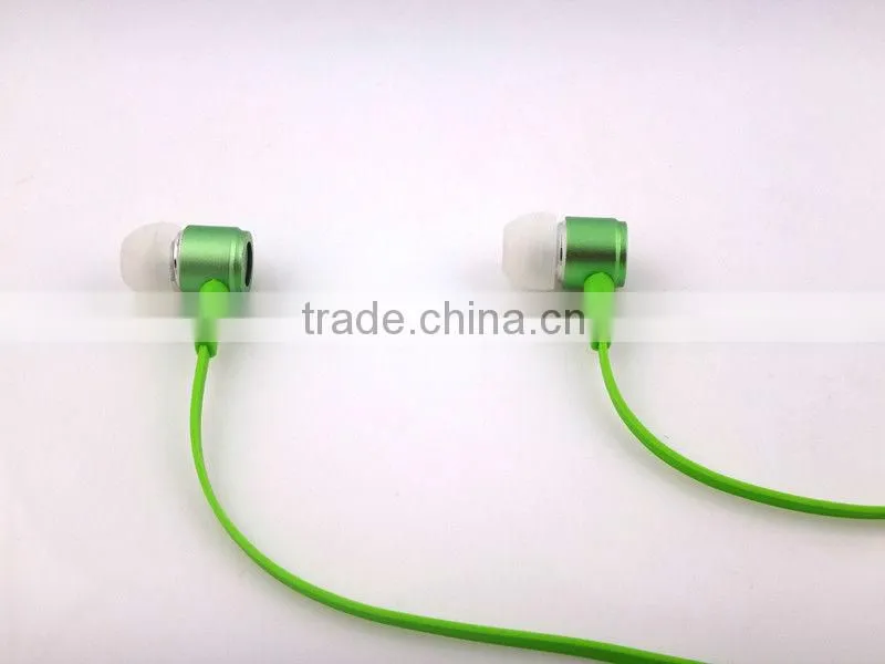 tangle free earphone