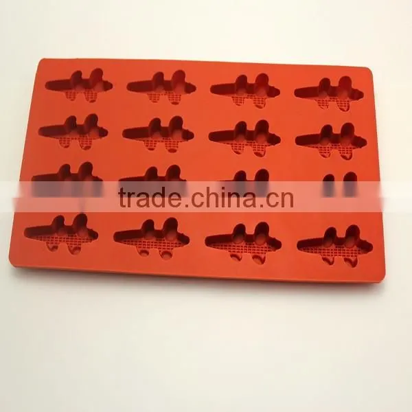 2016 Dongguan custom silicone ice cube tray