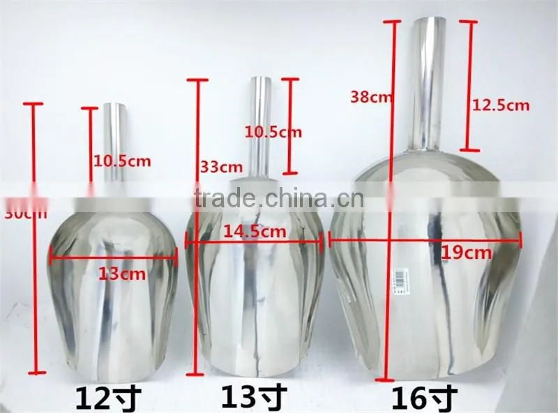 Stainless steel ice scoop with holes