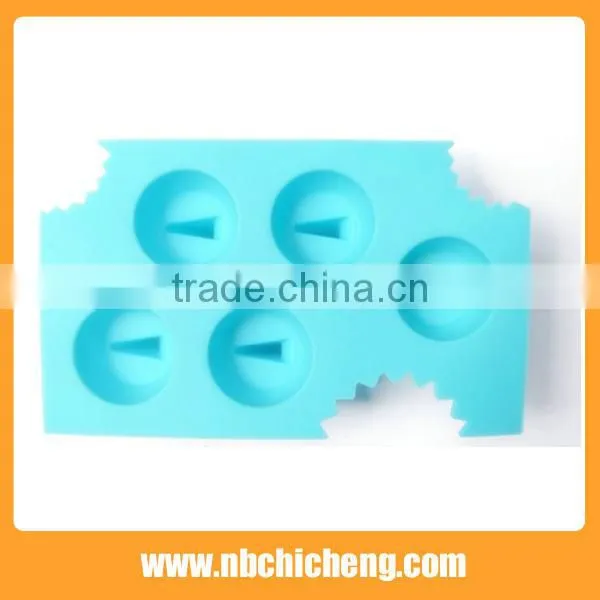 Lovely Shark Fin Ice Cube Tray 4-tray Eco-friendly Silicone Ice Mould