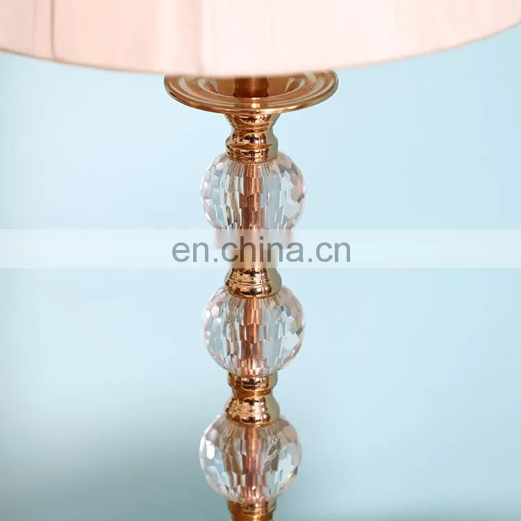 Elegant crystal decorative design modern bedroom metal night lamp for bedside