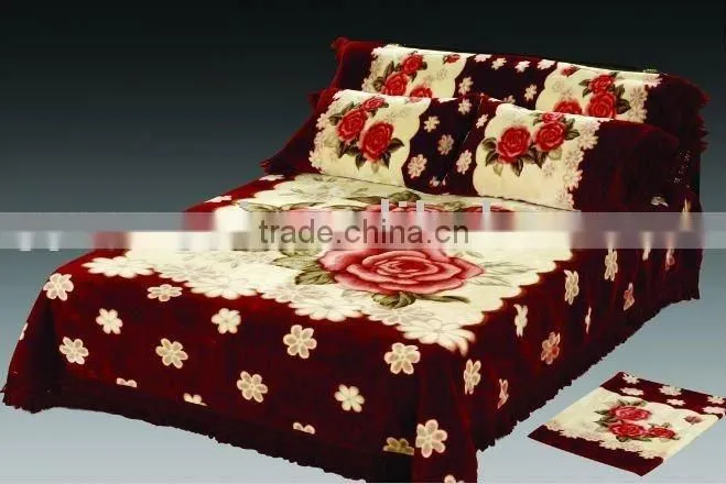100% ployester printed super soft and carved blanket set