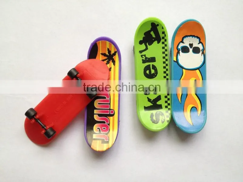 Plastic Mini Finger Skateboard