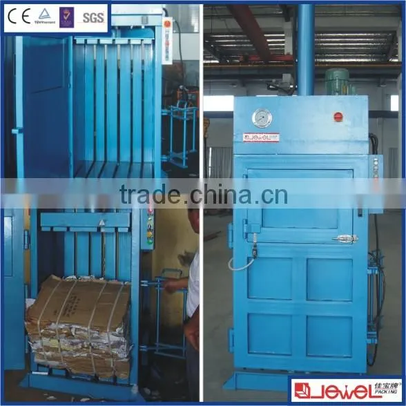 Leader baler manufacturer Easy operation low power mini hay baler