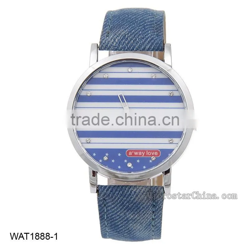 Luxury Women Fashion Leather Band Quicksand Crystal Quartz Watch