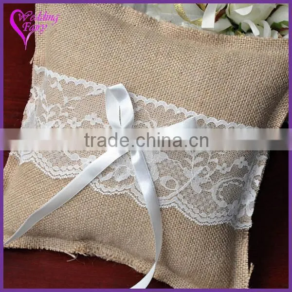 Factory price hot sale chinese wedding pillow