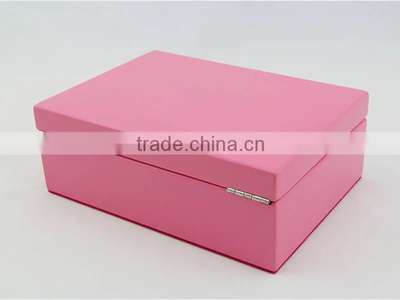 Luxury custom wooden Pink jewellry storage box with key lock