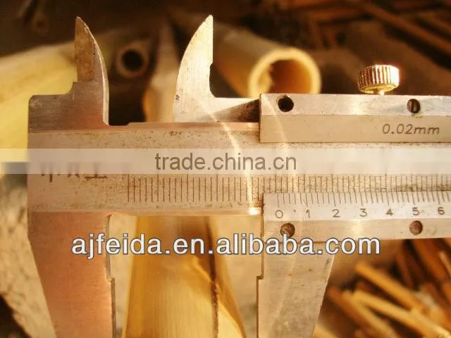 Raw and high quality bamboo pole.