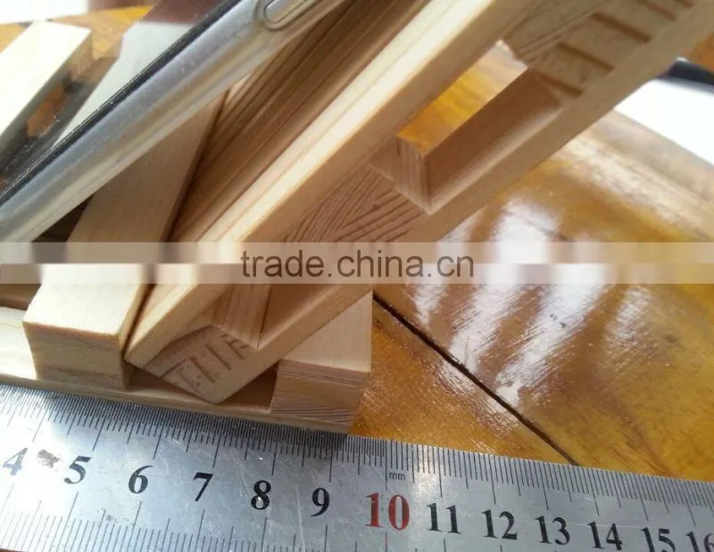 Wholesale custom wooden mobile phone holder pine wood phone rack