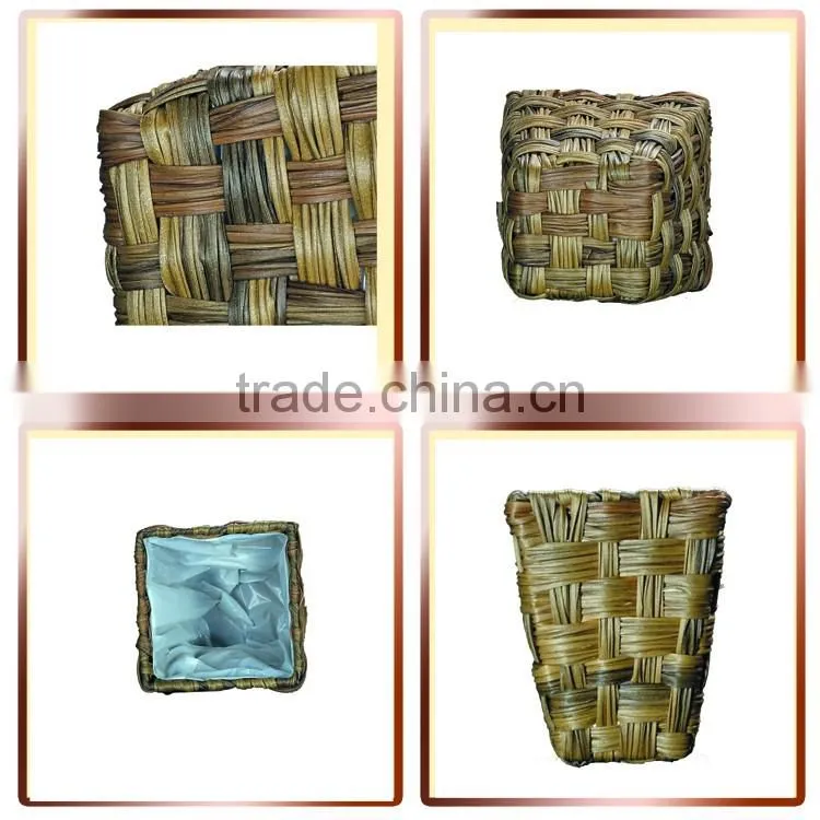Square Hand Woven Plastic Rattan Flowerpot