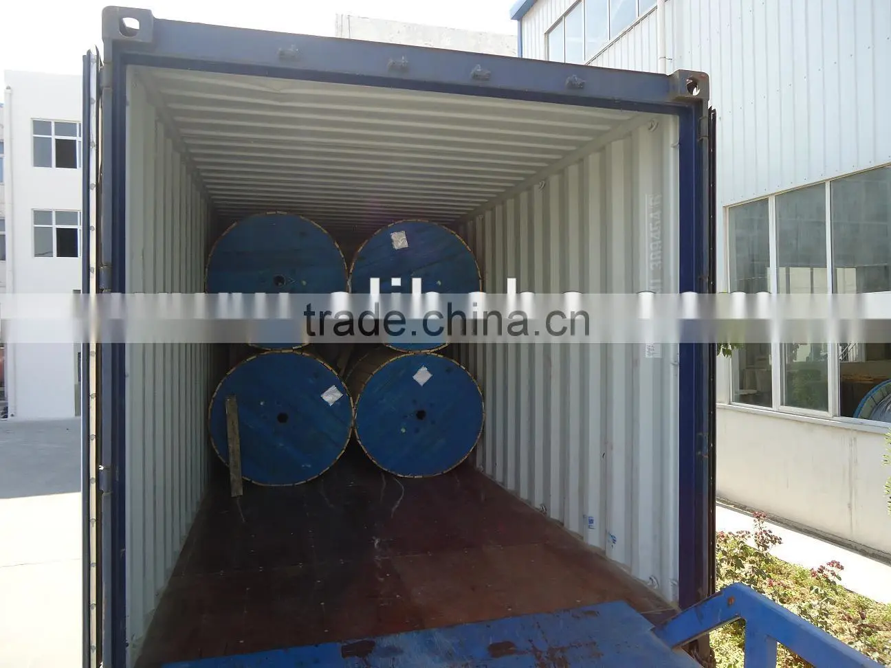 HIGH VOLTAGE CABLES