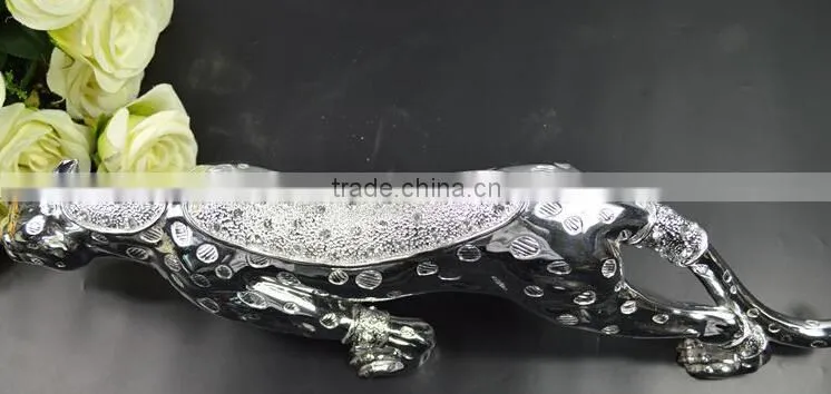 Resin shell leopard sculpture home decor