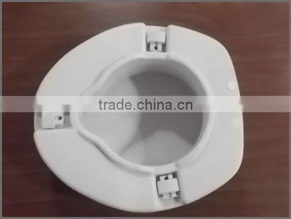 Raised Toilet Seat With Cover for disabled people