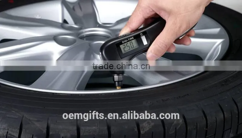 Multifunction LED Flashlihght Digital LCD Tire Gauge Car Tire Pressure Gauge With Emergency Tool