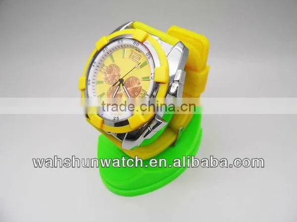 Hot fashion sport style high quality japan quartz movt custom watches brands 2013