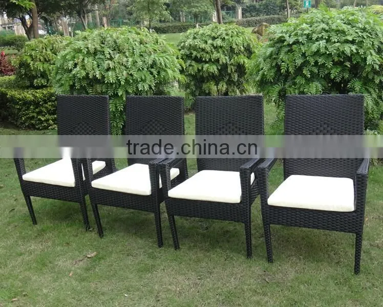 simple rattan dinning garden set
