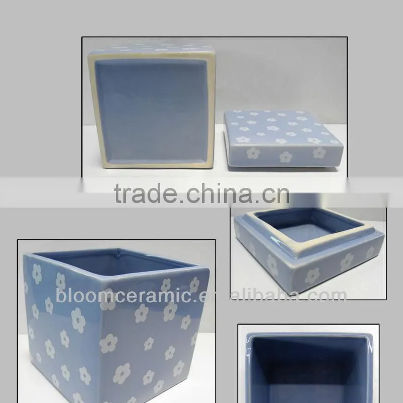 Chinese condiment canister