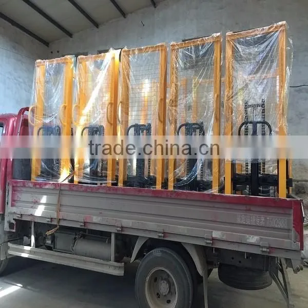 Manual Hydraulic With Foot Pedal Lifting Stacker