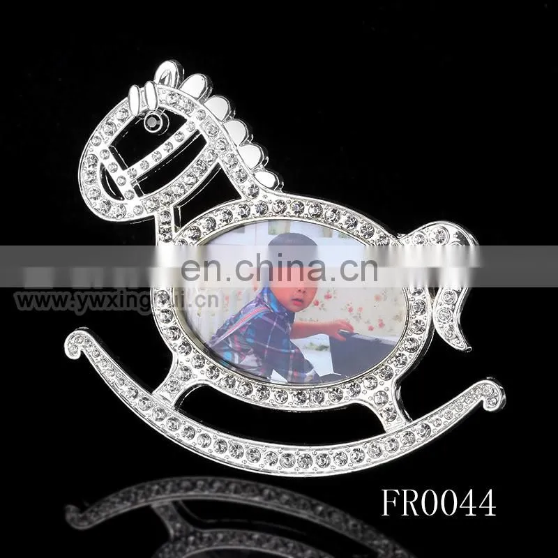 China supplier wholesale baby boy photo frame crystal 12 months baby photo frame
