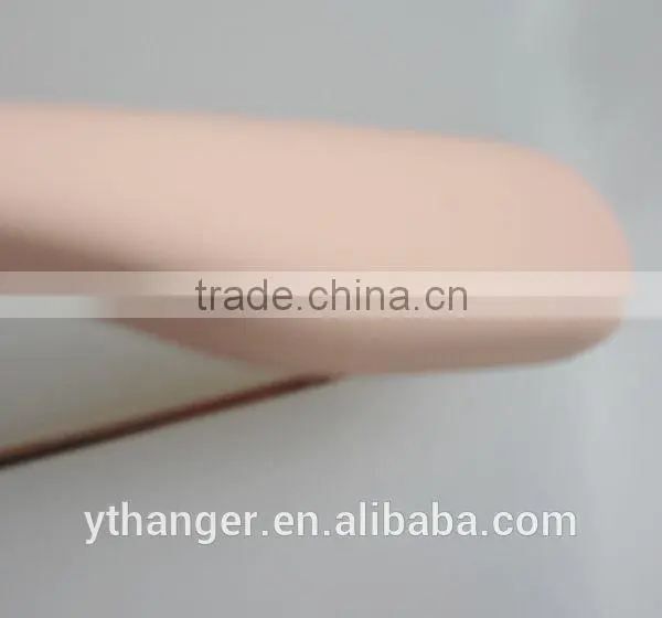 WL6537 pink wooden hangers with anti-theft ring for hotels hangers